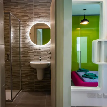 Hotel Modern Comfort In Location *